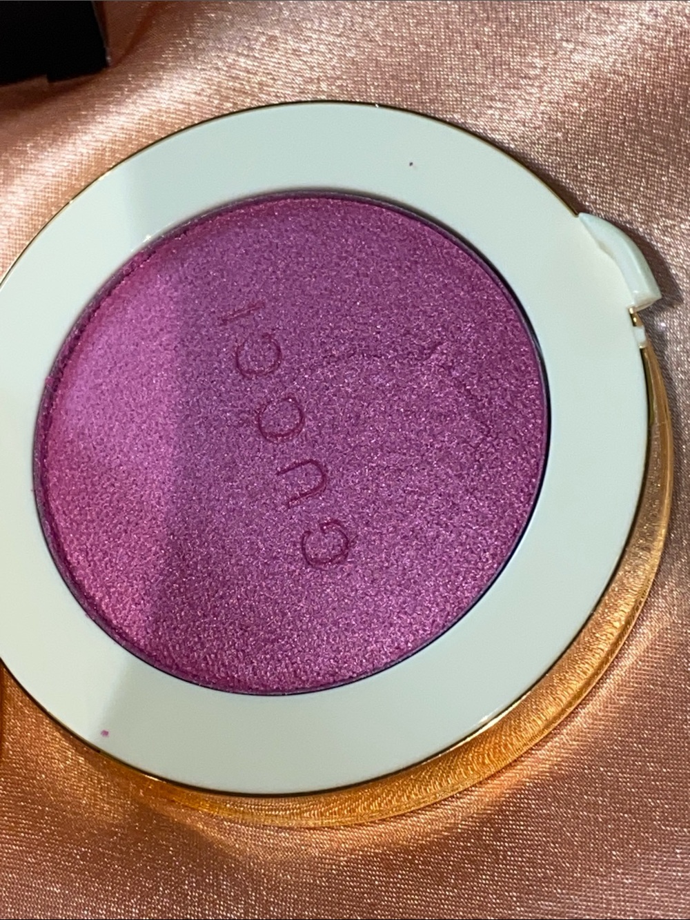 Gucci limited Ed super Glow Blush A— Luminous Fuchsia -Bright Pink Coral New - Picture 5 of 12